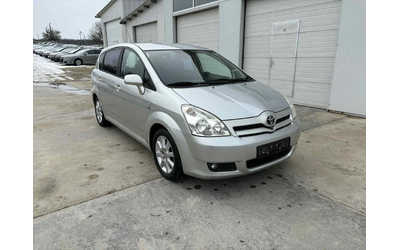 Toyota Corolla verso 2.0D4D 116k.c* 7 места* UNIKAT* - автомобили, коли, обяви за нови и употребявани 11