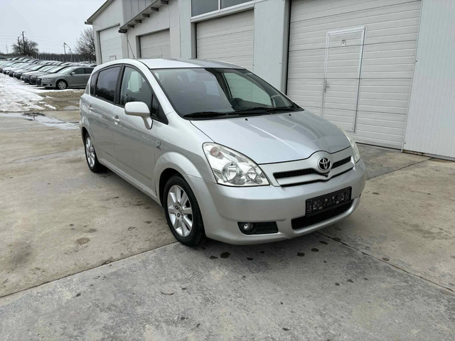 Toyota Corolla verso 2.0D4D 116k.c* 7 места* UNIKAT* - автомобили, коли, обяви за нови и употребявани 11