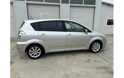Toyota Corolla verso 2.0D4D 116k.c* 7 места* UNIKAT* - автомобили, коли, обяви за нови и употребявани 13