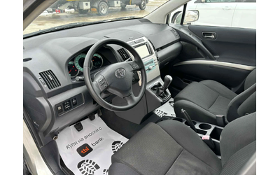 Toyota Corolla verso 2.0D4D 116k.c* 7 места* UNIKAT* - автомобили, коли, обяви за нови и употребявани 6