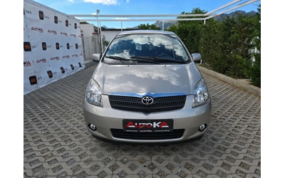 toyota-corolla-verso - 0