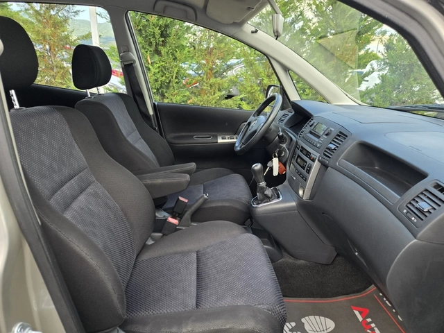 Toyota Corolla verso 1.6VVTI-110кс= 92.000км= КЛИМАТРОНИК= УНИКАТ - автомобили, коли, обяви за нови и употребявани 14