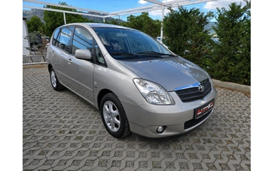 toyota-corolla-verso - 1