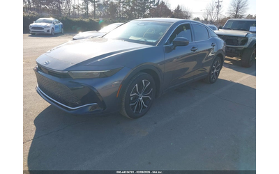 toyota-crown-2-5l-i-4-di-dohc-vvt-184hp-all-wheel-drive - 1