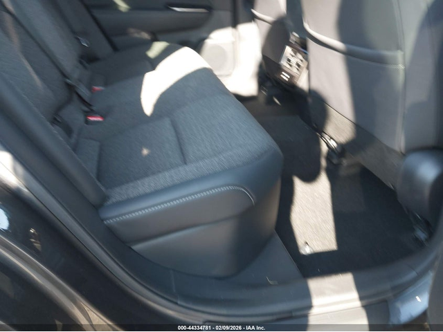 Toyota Crown 2.5L I-4 DI, DOHC, VVT, 184HP All Wheel Drive - автомобили, коли, обяви за нови и употребявани 7