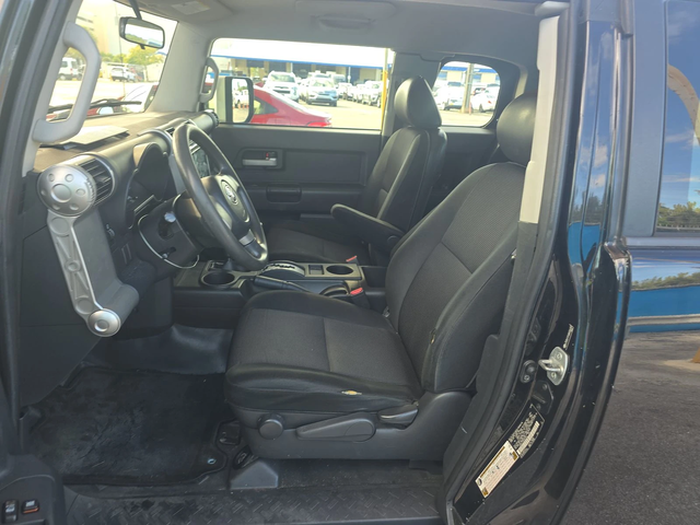 Toyota Fj cruiser 4.0 / AWD - автомобили, коли, обяви за нови и употребявани 7