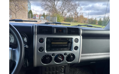 Toyota Fj cruiser 4WD - автомобили, коли, обяви за нови и употребявани 6