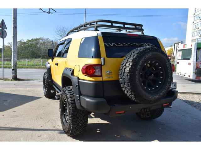 Toyota Fj cruiser 4.0L* 3''-окачване* TRD-ГЕНЕРАЦИЯ - автомобили, коли, обяви за нови и употребявани 3