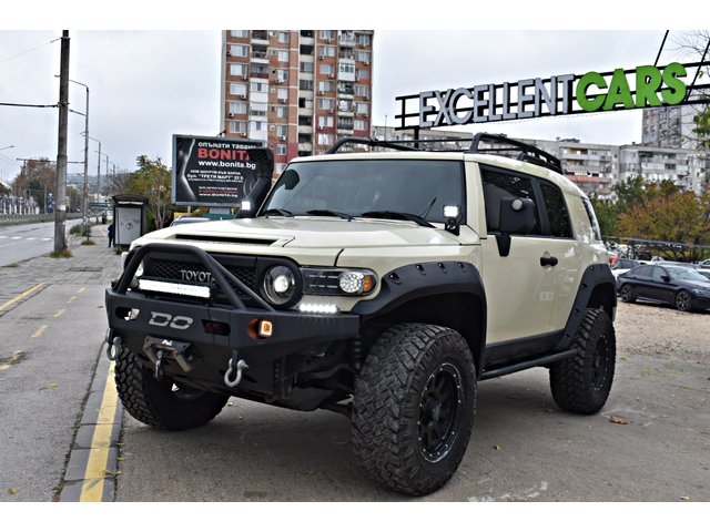 Toyota Fj cruiser 4.0i* V6* AUTOMAT* A-TRACK* 3''SUSPENSION* - автомобили, коли, обяви за нови и употребявани 0
