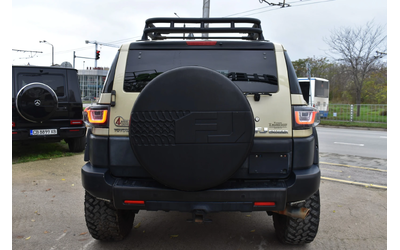 toyota-fj-cruiser - 5