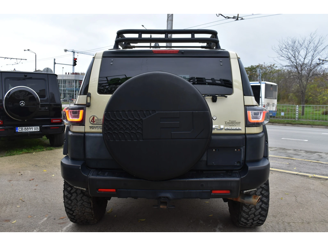 Toyota Fj cruiser 4.0i* V6* AUTOMAT* A-TRACK* 3''SUSPENSION* - автомобили, коли, обяви за нови и употребявани 5