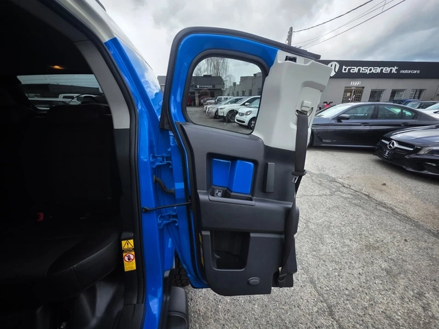 Toyota FJ Cruiser off road/ Parking Sensors/4WD/V6 - автомобили, коли, обяви за нови и употребявани 10