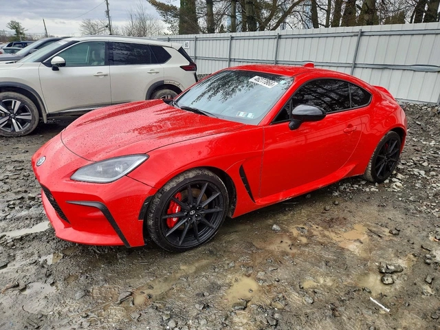 Toyota GR86 Premium | Performance Package - автомобили, коли, обяви за нови и употребявани 0