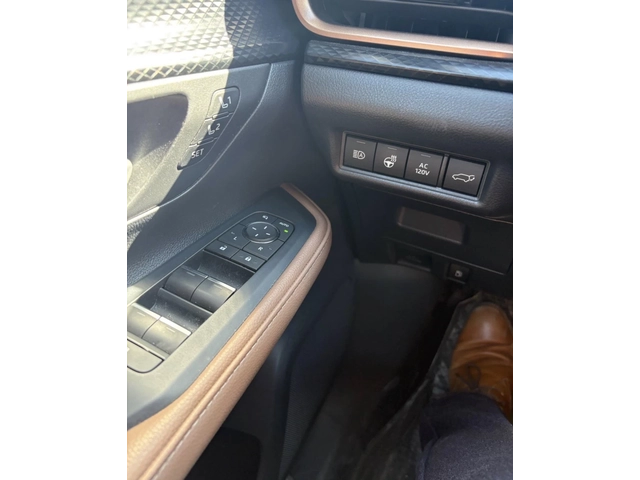 Toyota Grand Highlander HYBRID PLATINUM ОБДУХВАНЕ ОТЗАД  HUD 360 AWD - автомобили, коли, обяви за нови и употребявани 7