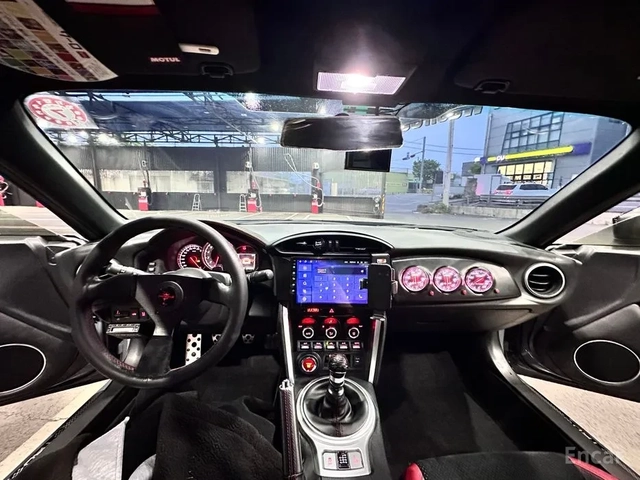 Toyota 86 * РЪЧКА* Ориги TRD ПАКЕТ* 4-БУТАЛНИ СПИРАЧКИ* Кова - автомобили, коли, обяви за нови и употребявани 3