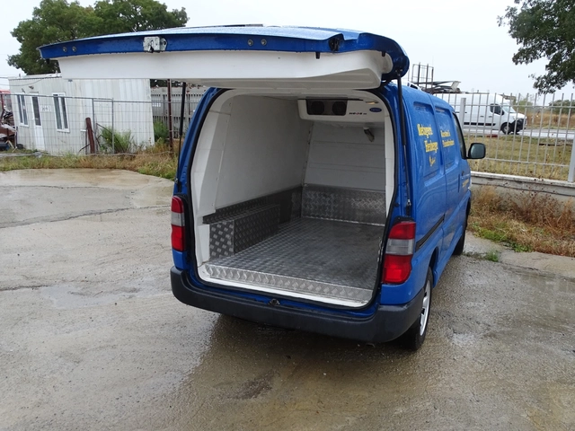 Toyota Hiace * * ХЛАДИЛЕН* * 4x4* * - автомобили, коли, обяви за нови и употребявани 8