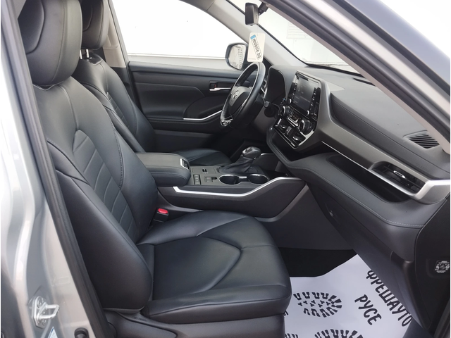 Toyota Highlander 2.5HYBRID 4x4 Камера 7мес. - автомобили, коли, обяви за нови и употребявани 10