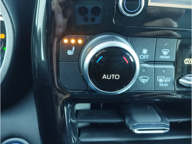 Toyota Highlander 2.5HYBRID 4x4 Камера 7мес. - автомобили, коли, обяви за нови и употребявани 12