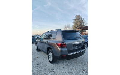 toyota-highlander - 3