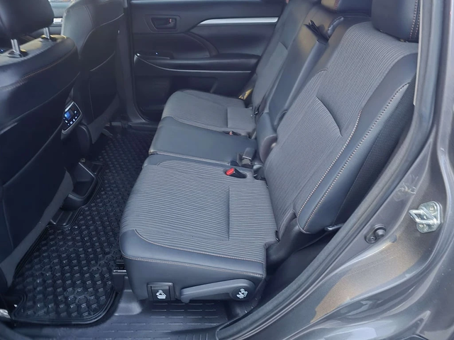 Toyota Highlander * LE/LE Plus * CARFAX * ЦЕНА ДО БГ - автомобили, коли, обяви за нови и употребявани 9