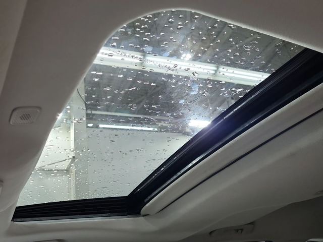 Toyota Highlander 2.5 XLE - автомобили, коли, обяви за нови и употребявани 10