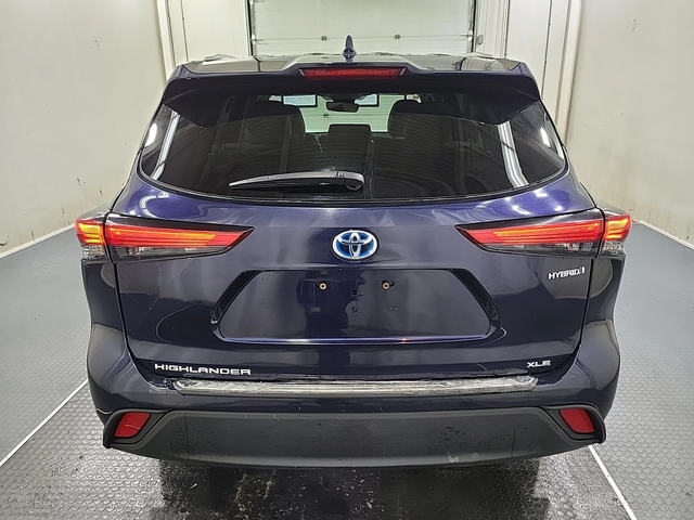 Toyota Highlander 2.5 XLE - автомобили, коли, обяви за нови и употребявани 2