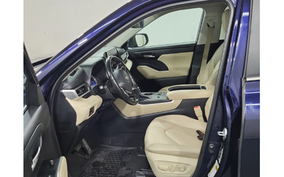 Toyota Highlander 2.5 XLE - автомобили, коли, обяви за нови и употребявани 7