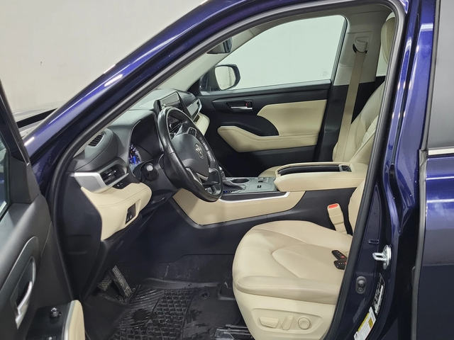 Toyota Highlander 2.5 XLE - автомобили, коли, обяви за нови и употребявани 7