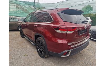 toyota-highlander - 2