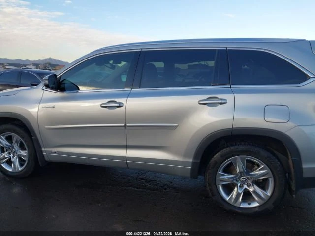 Toyota Highlander HYBRID LIMITED - автомобили, коли, обяви за нови и употребявани 13
