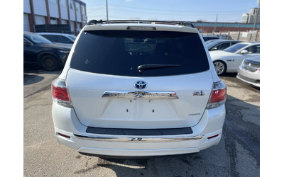 toyota-highlander - 2