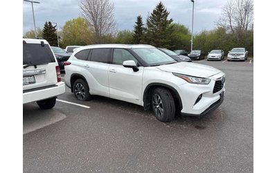 toyota-highlander - 2