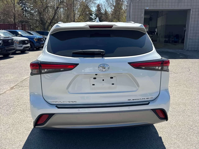 Toyota Highlander * 360 * ПРЕДСТАВИТЕЛСТВО * ОБДУХВАНЕ * PANO - автомобили, коли, обяви за нови и употребявани 3