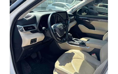 toyota-highlander - 4
