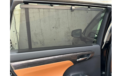 Toyota Highlander 2, 5-Hybrid/4x4/Luxury/Pano/6+ 1 - автомобили, коли, обяви за нови и употребявани 11