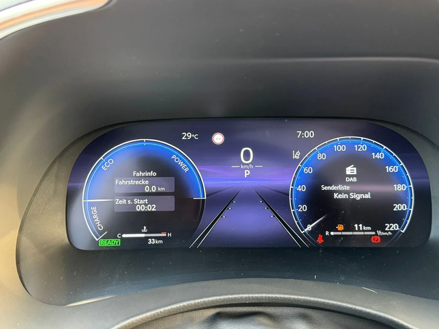 Toyota Highlander 2, 5-Hybrid/4x4/Luxury/Pano/6+ 1 - автомобили, коли, обяви за нови и употребявани 6