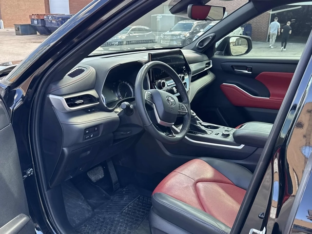 Toyota Highlander XSE AWD * 7 МЕСТЕН * ПАНОРАМА * КЕЙЛЕС * CRAFAX - автомобили, коли, обяви за нови и употребявани 5