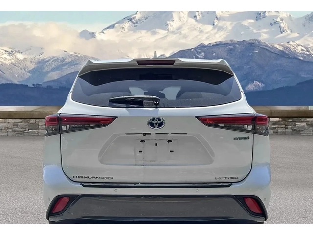 Toyota Highlander HYBRID LIMITED * AWD * 8 МЕСТЕН * ПАНО * CARFAX * - автомобили, коли, обяви за нови и употребявани 4