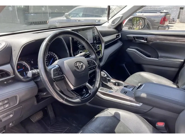 Toyota Highlander HYBRID LIMITED * AWD * 8 МЕСТЕН * ПАНО * CARFAX * - автомобили, коли, обяви за нови и употребявани 5