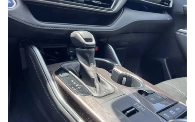 Toyota Highlander HYBRID LIMITED * AWD * 8 МЕСТЕН * ПАНО * CARFAX * - автомобили, коли, обяви за нови и употребявани 9