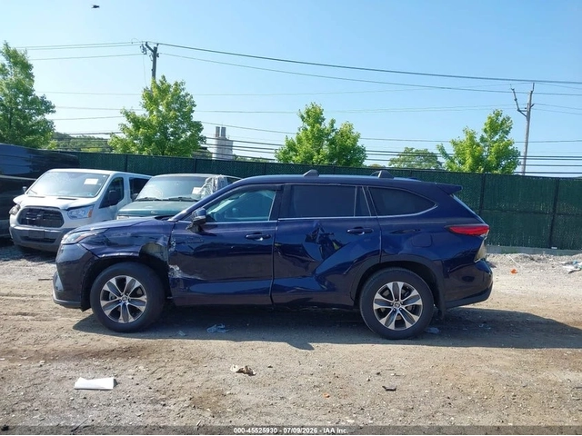 Toyota Highlander Hybrid XLE - автомобили, коли, обяви за нови и употребявани 10
