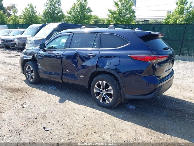 Toyota Highlander Hybrid XLE - автомобили, коли, обяви за нови и употребявани 2
