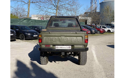 toyota-hilux - 4