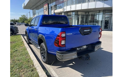 Toyota Hilux 2.8D 6АТ INVINCIBLE - автомобили, коли, обяви за нови и употребявани 6