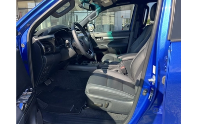 Toyota Hilux 2.8D 6АТ INVINCIBLE - автомобили, коли, обяви за нови и употребявани 9