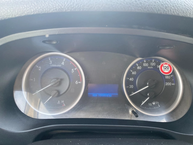 Toyota Hilux 2.4 D, MT - автомобили, коли, обяви за нови и употребявани 16