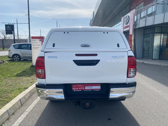 Toyota Hilux 2.4 D, MT - автомобили, коли, обяви за нови и употребявани 3