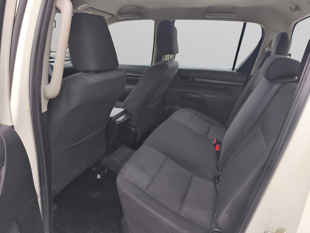 Toyota HILUX DOUBLE-CAB 2.4 D-4D 150HP 4x4 BVM6 E6 - автомобили, коли, обяви за нови и употребявани 10