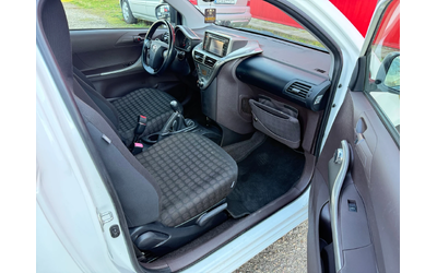 Toyota IQ INDIVIDUAL* Sport* Без Аналог в България! - автомобили, коли, обяви за нови и употребявани 11