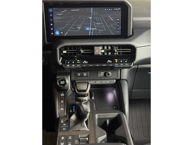 Toyota Land cruiser Luxury - автомобили, коли, обяви за нови и употребявани 9